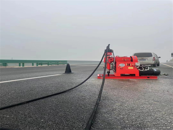 高陵马路路基路面开裂下沉注浆加固灌浆