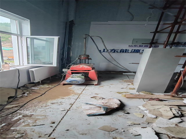 高陵地基基础下沉墙体裂缝加固注浆顶升施工